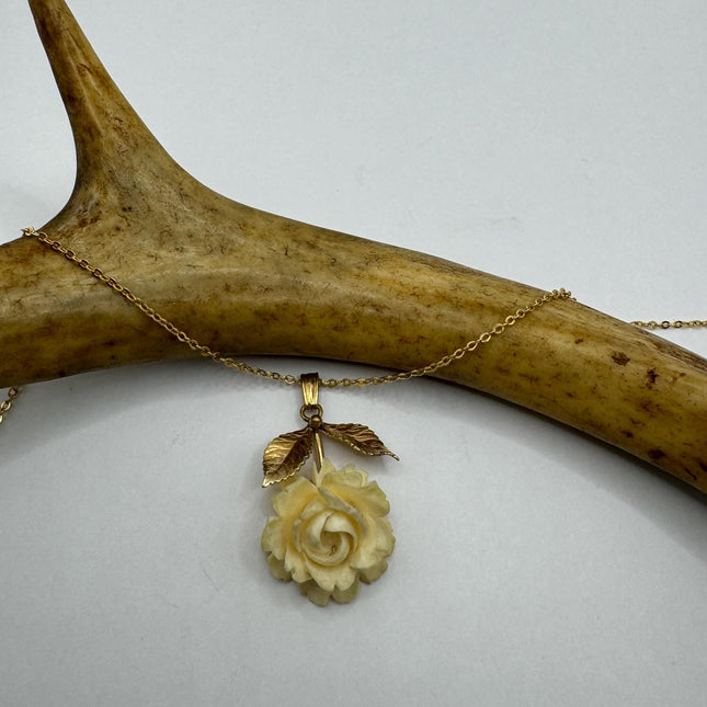 vintage Flower gold filled simple every day minimal necklace