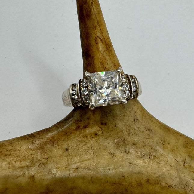 Vintage Cubic Zirconia Clear Crystal Diamond Cocktail | 925 Sterling Silver Antique Pave Set Wedding Promise Band Engagement Ring