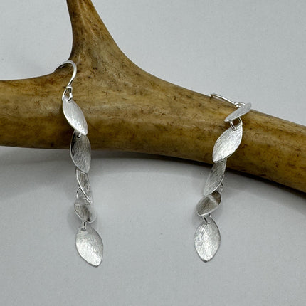 Vintage Leaf Deco 925 Sterling Silver Dangle Earrings Minimalist Simple Everyday Jewelry elegant bride accessories for wedding