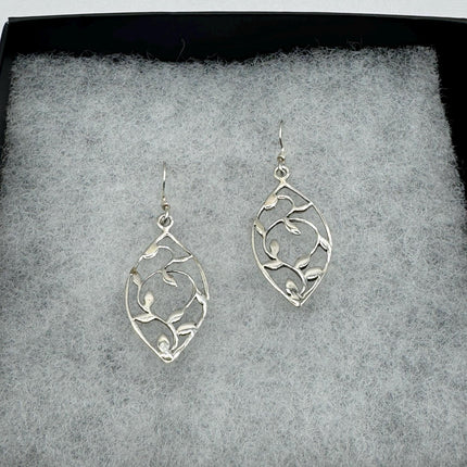 Vintage Leaf Deco 925 Sterling Silver Dangle Earrings Minimalist Simple Everyday Jewelry elegant bride accessories for wedding