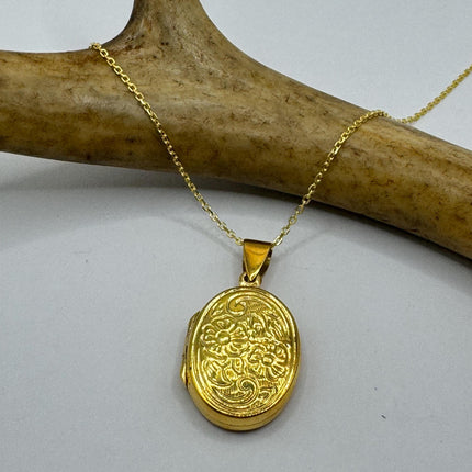 Vintage Gold Photo Locket | Tiny Etched Memory Charm Pendant | 925 Sterling Silver Delicate Chain Necklace | Perfect for Small Photos