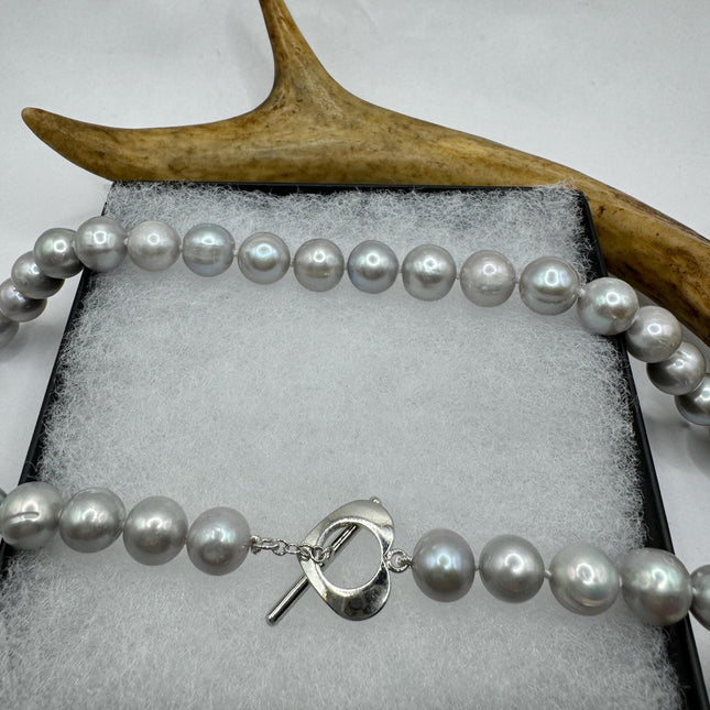 Vintage Pearl Necklace | Elegant Hand Knotted Pink Pearl 925 Sterling Silver Heart Toggle 18 Inch Necklace Simple every everyday minimal
