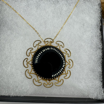 vintage lucky Black onyx Brooch Pin necklace gold filled simple every day minimal