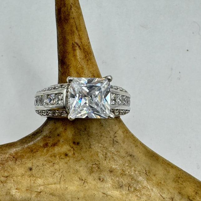 Vintage Cubic Zirconia Clear Crystal Diamond Cocktail | 925 Sterling Silver Antique Pave Set Wedding Promise Band Engagement Ring