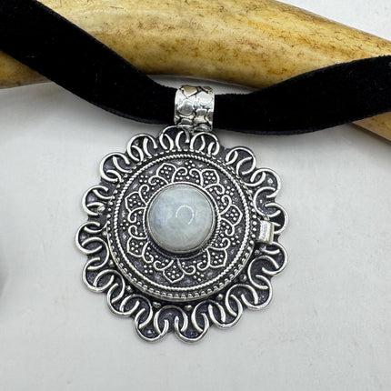 Vintage Poison Pillbox Velvet Choker Photo Locket - Silver Rainbow Moonstone White Bronze, Antique Design Necklace