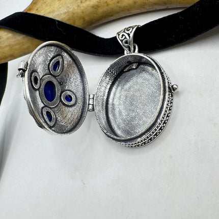 Vintage Pendant Ribbon Choker | Poison Pillbox Blue Lapis Lazuli Gemstone Crystal | Silver Bronze Pendant Velvet Choker Necklace