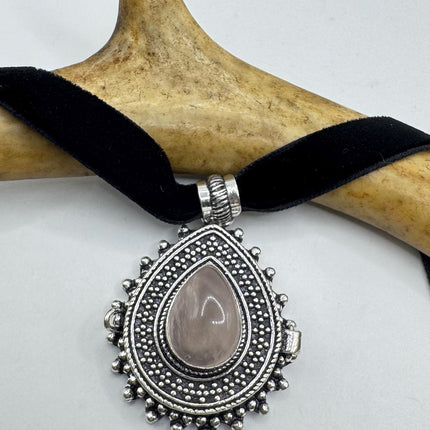 Vintage Poison Pillbox Velvet Choker Photo Locket Silver pink rose quartz White Bronze Antique Design Necklace