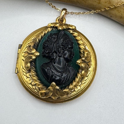 Vintage Green Antique Glass Cameo Locket – 12k Gold Filled Pendant Necklace with Chain, Love Jewelry