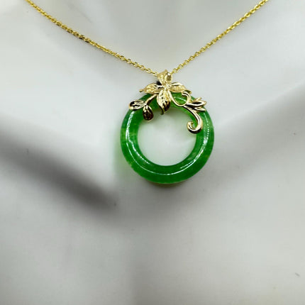 Vintage Green Jade Deco Choker Pendant Necklace - Gold filled chain