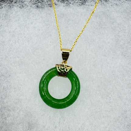 Vintage Green Jade Deco Choker Pendant Necklace - Gold filled chain