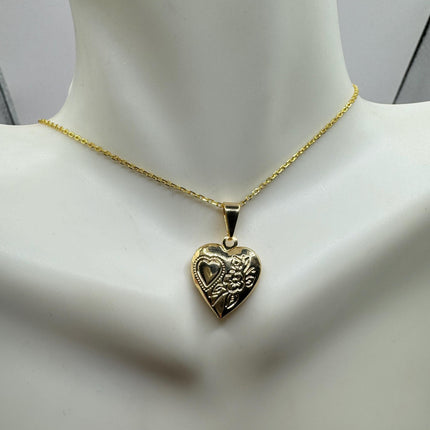 Vintage Gold Locket | Tiny Etched Heart Charm 9K GF Gold Chain | Mini Photo Dainty Memory Pendant Necklace