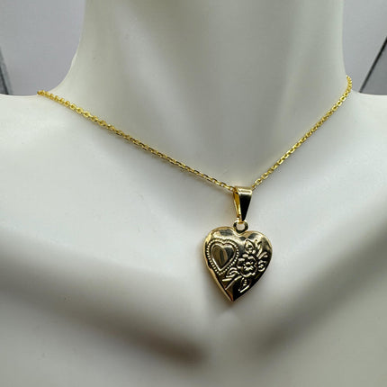 Vintage Gold Locket | Tiny Etched Heart Charm 9K GF Gold Chain | Mini Photo Dainty Memory Pendant Necklace