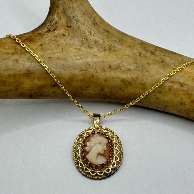 Vintage Cameo Gold Pendant Necklace | 12k GF Tiny Minimal Heart Love Delicate Gold Chain | Everyday Stacking Wedding Prom Jewelry