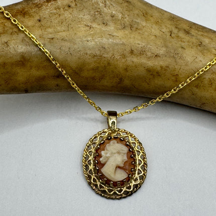 Vintage Cameo Gold Pendant Necklace | 12k GF Tiny Minimal Heart Love Delicate Gold Chain | Everyday Stacking Wedding Prom Jewelry