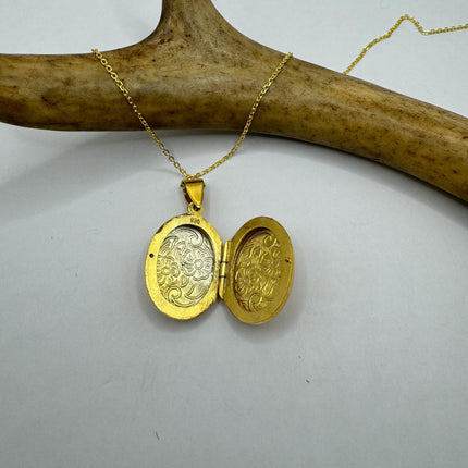 Vintage Gold Photo Locket | Tiny Etched Memory Charm Pendant | 925 Sterling Silver Delicate Chain Necklace | Perfect for Small Photos