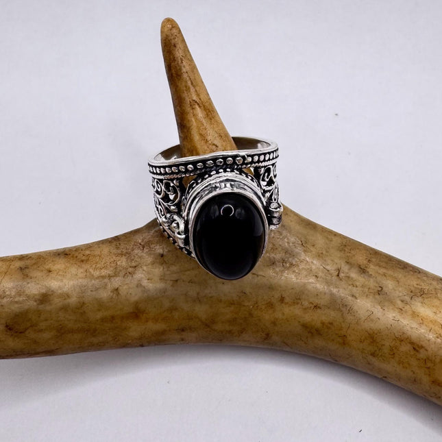 Vintage black Onyx Silver Poison Ring