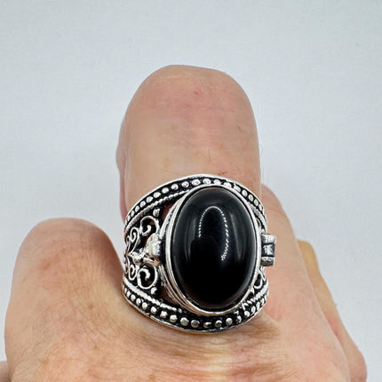 Vintage black Onyx Silver Poison Ring