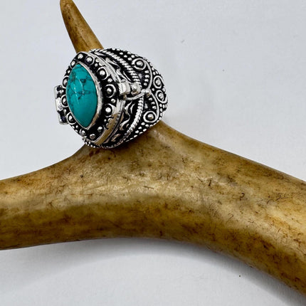 Vintage Blue turquoise Silver Poison Ring