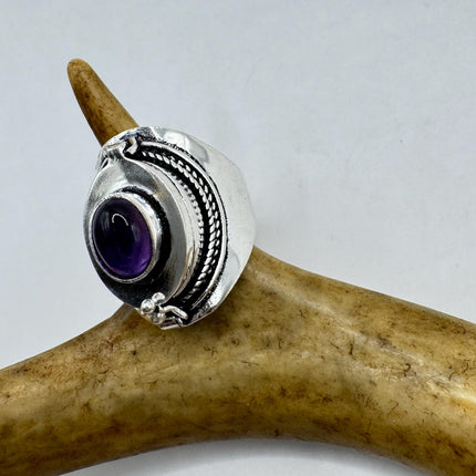 Vintage Purple Amethyst Silver Poison Ring