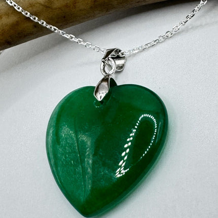 Vintage Green Jade Heart Shaped Choker 925 Sterling Silver Necklace