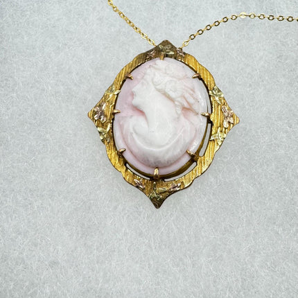 Vintage Cameo Gold Pendant Necklace