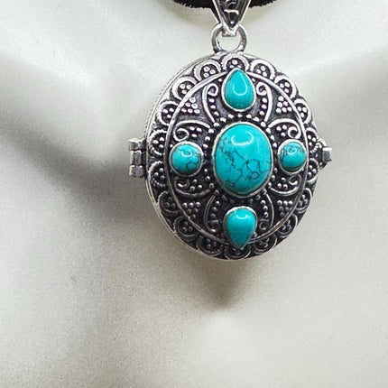 Vintage Pendant Ribbon Choker Poison Pillbox Blue Turquoise Howlite Crystal