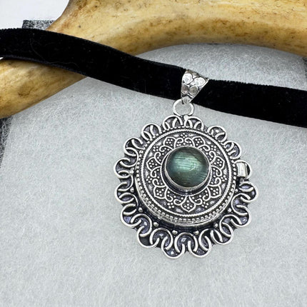 Vintage silver bronze Labradorite poison pill box locket necklace Black velvet choker