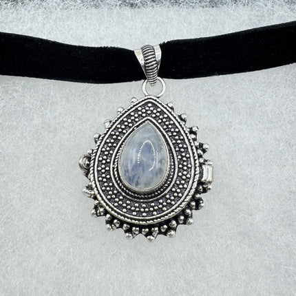 Vintage Poison Pillbox Velvet Choker Photo Locket Silver Rainbow Moonstone White Bronze Antique Design Necklace
