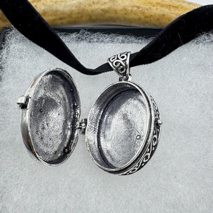 Vintage silver bronze labradorite poison pill box locket necklace Black velvet choker
