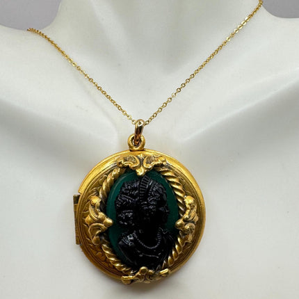 Vintage Green Antique Glass Cameo Locket – 12k Gold Filled Pendant Necklace with Chain, Love Jewelry