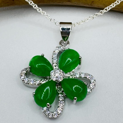 Vintage Green Jade 4 Leaf clover Pendant Necklace 925 Sterling Silver Chain