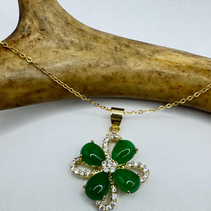 Vintage Green Jade 4 Leaf clover Pendant Necklace Golden 925 Sterling Silver Chain