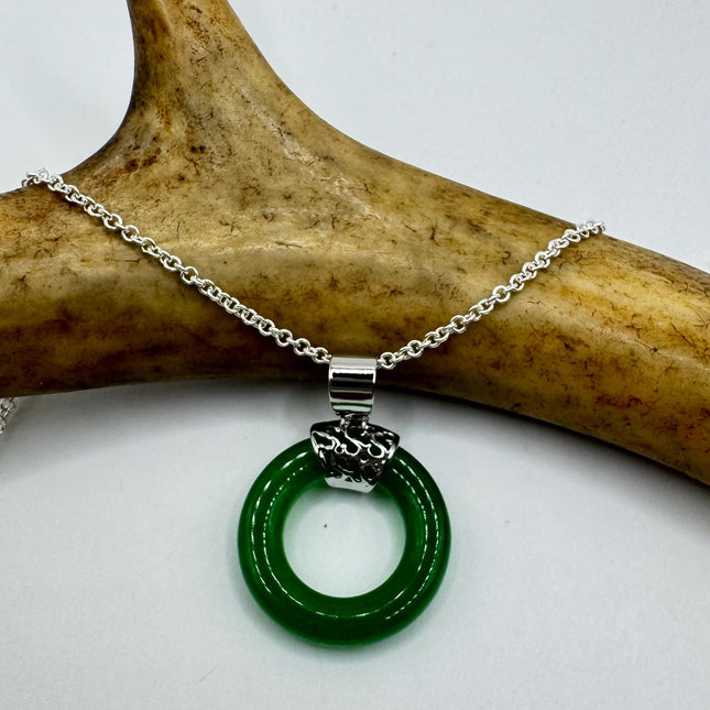 Vintage Green Jade Deco Choker Pendant Necklace - 925 Sterling Silver chain