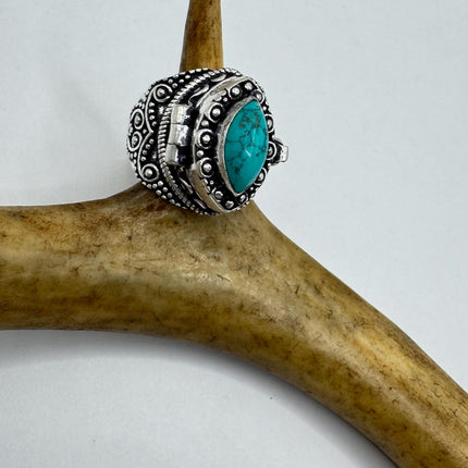Vintage Blue turquoise Silver Poison Ring