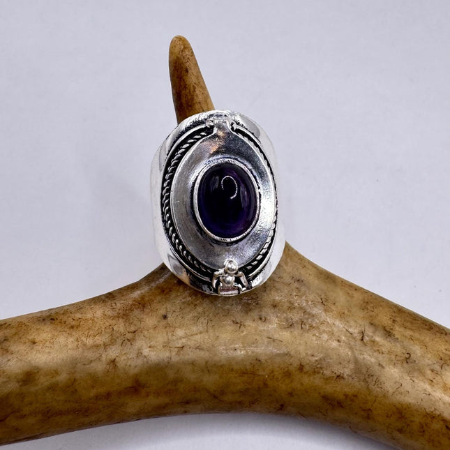 Vintage Purple Amethyst Silver Poison Ring