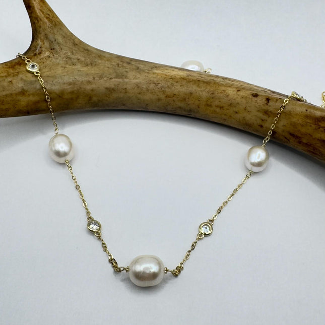 Vintage Gold Pearl Necklace