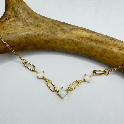 Vintage Silver Necklace | Tiny White Fire Opal Gemstone Crystal Diamond | 925 Sterling Silver Minimalist Charm Pendant Chain Necklace