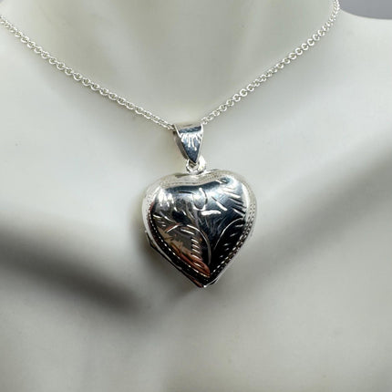 Vintage Silver Photo Heart Locket Necklace