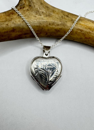 Vintage Silver Photo Heart Locket Necklace