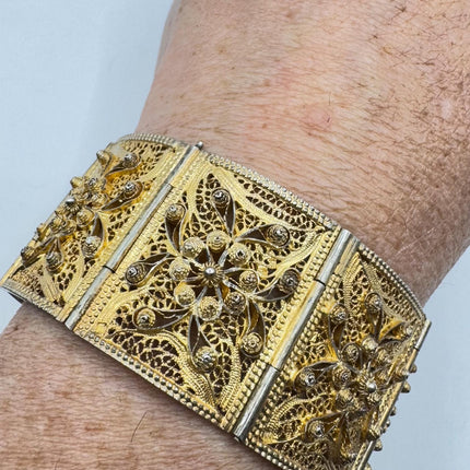 Vintage Flower Bracelet