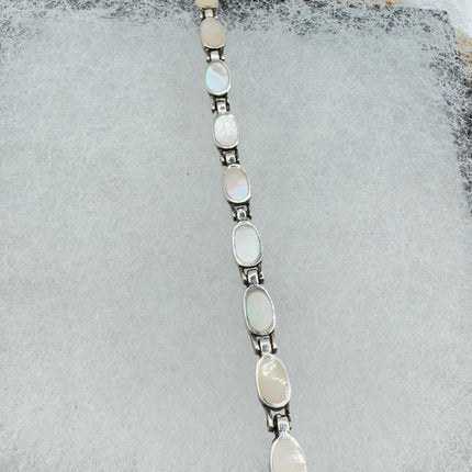 Vintage white Bracelet mother Pearl Set in 925 Sterling Silver