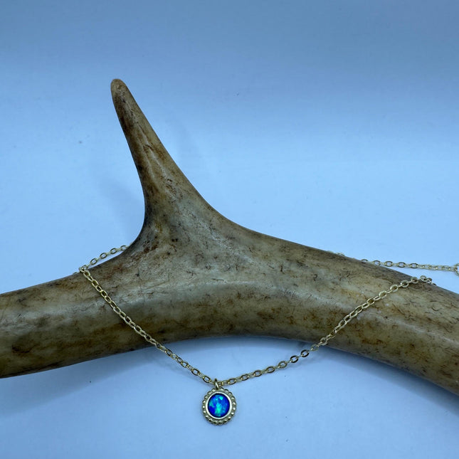Vintage Silver Charm Necklace | Tiny White Fire Opal Star Pendant | 925 Sterling Silver Delicate Chain Necklace | Minimalist Jewelry