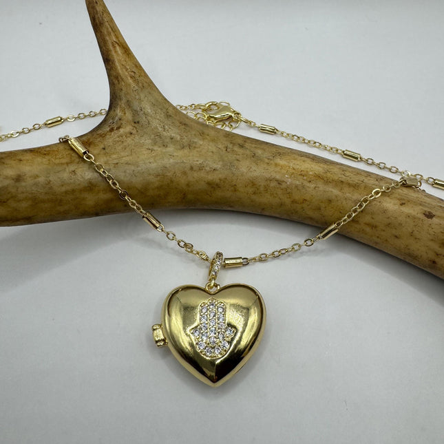 Vintage Gold Locket | Tiny Etched Heart Charm 9K GF Gold Chain | Mini Dainty Memory Pendant Necklace