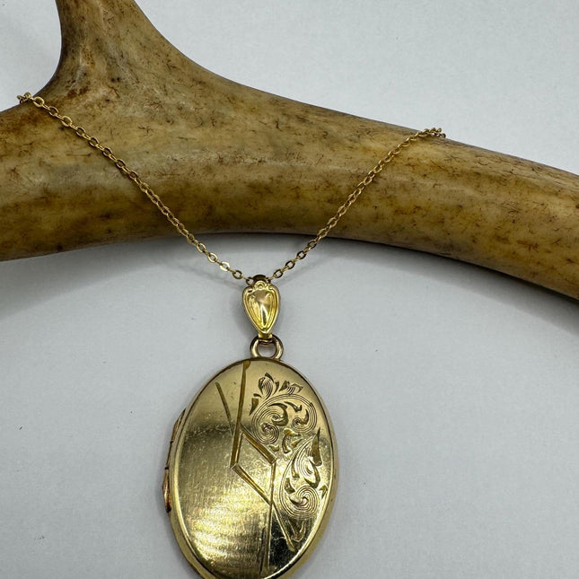 Vintage Gold Locket | Tiny 9k GF Pendant Photo Charm | Gold filled chain Necklace