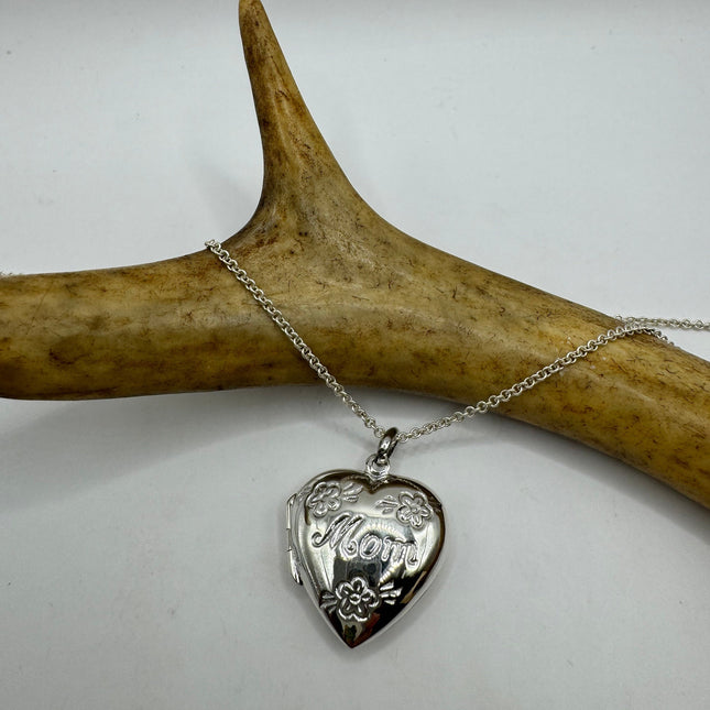 Vintage Silver Locket | Mom Mother Silver Photo Memory Charm Pendant | 925 Sterling Silver Delicate Chain | Small Photo Memory Necklace