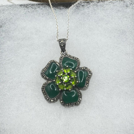 Vintage Green Onyx flower Pendant Necklace