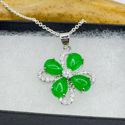 Vintage Green Jade 4 Leaf clover Pendant Necklace 925 Sterling Silver Chain