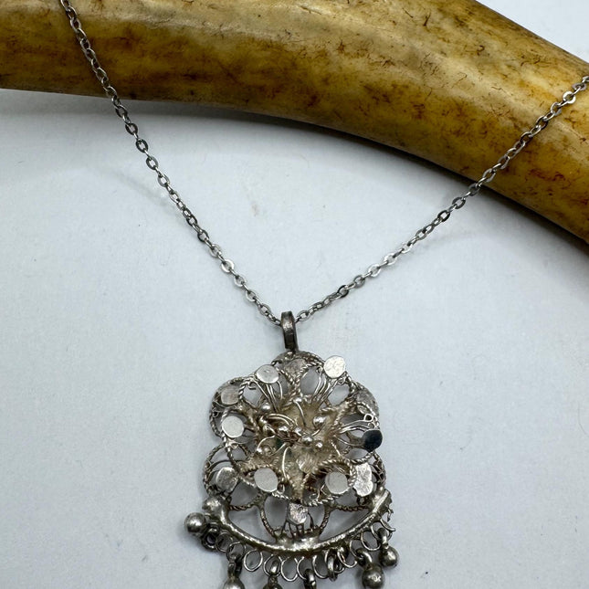 Vintage Filigree flower Pendant Necklace
