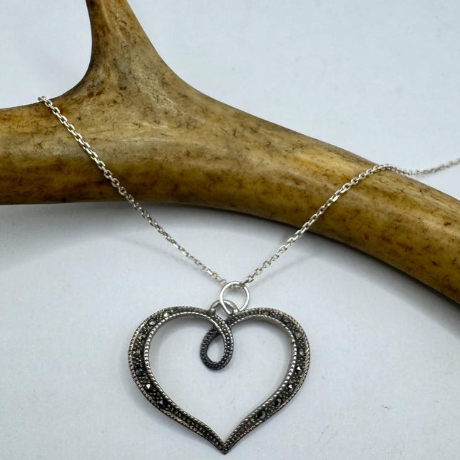 Vintage black Onyx Marcasite Heart Necklace Dainty 925 Sterling Silver Chain, Delicate Design