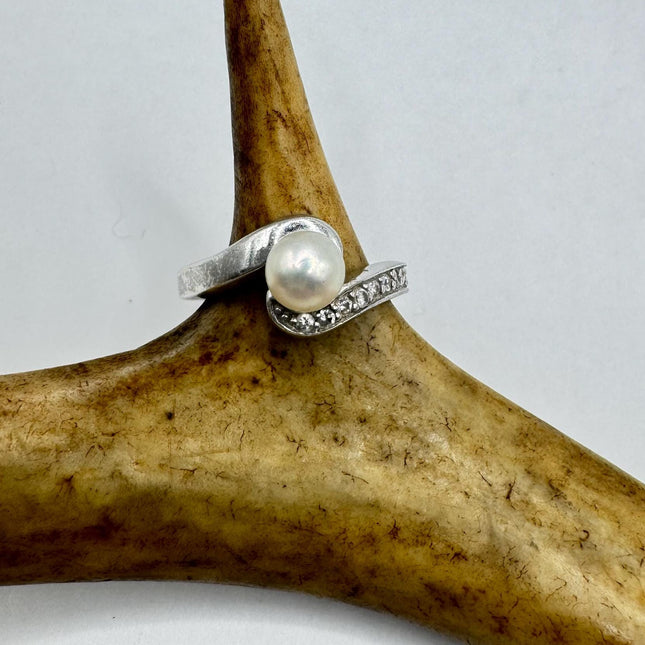 Vintage White Pearl Diamond Cocktail Ring Band 925 Sterling Silver